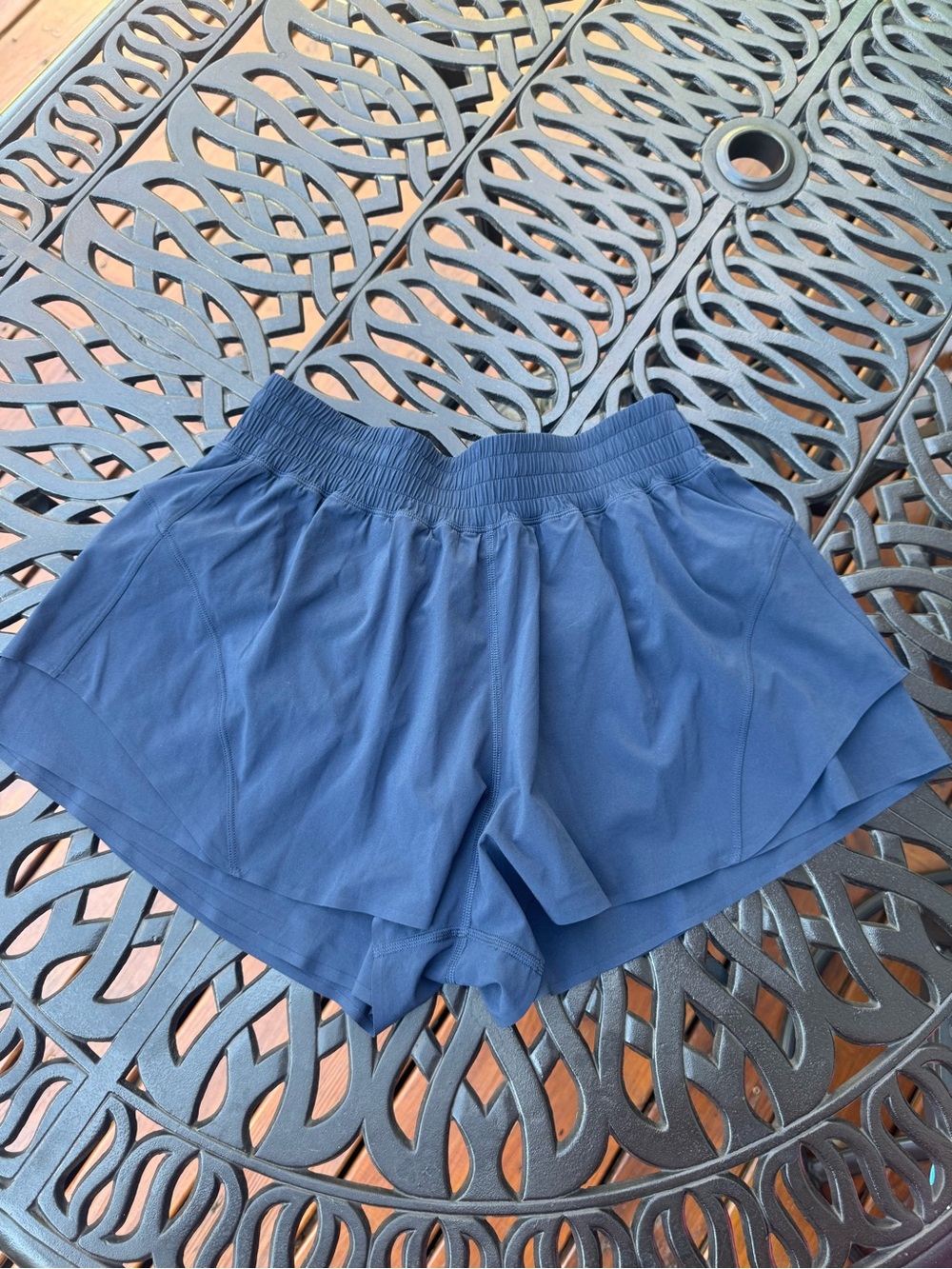 Lululemon Shake It Out high rise running short 2.5” - Navy